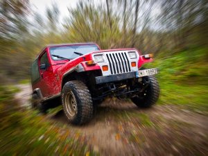 auto terenowe 4x4 - Impreza integracyjna dla pracowników działu QA Firmy Philip Morris Polska S.A.