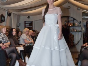 Pokaz Kolekcji Ślubnej Firmy Blueberry Bride