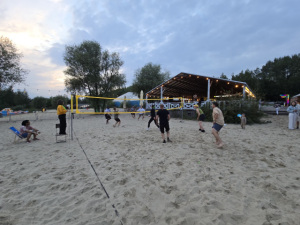 Turniej siatkówki plażowej – piknik firmowy w Kryspinowie